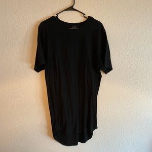 Scallop Black Shirt (Size: Large)